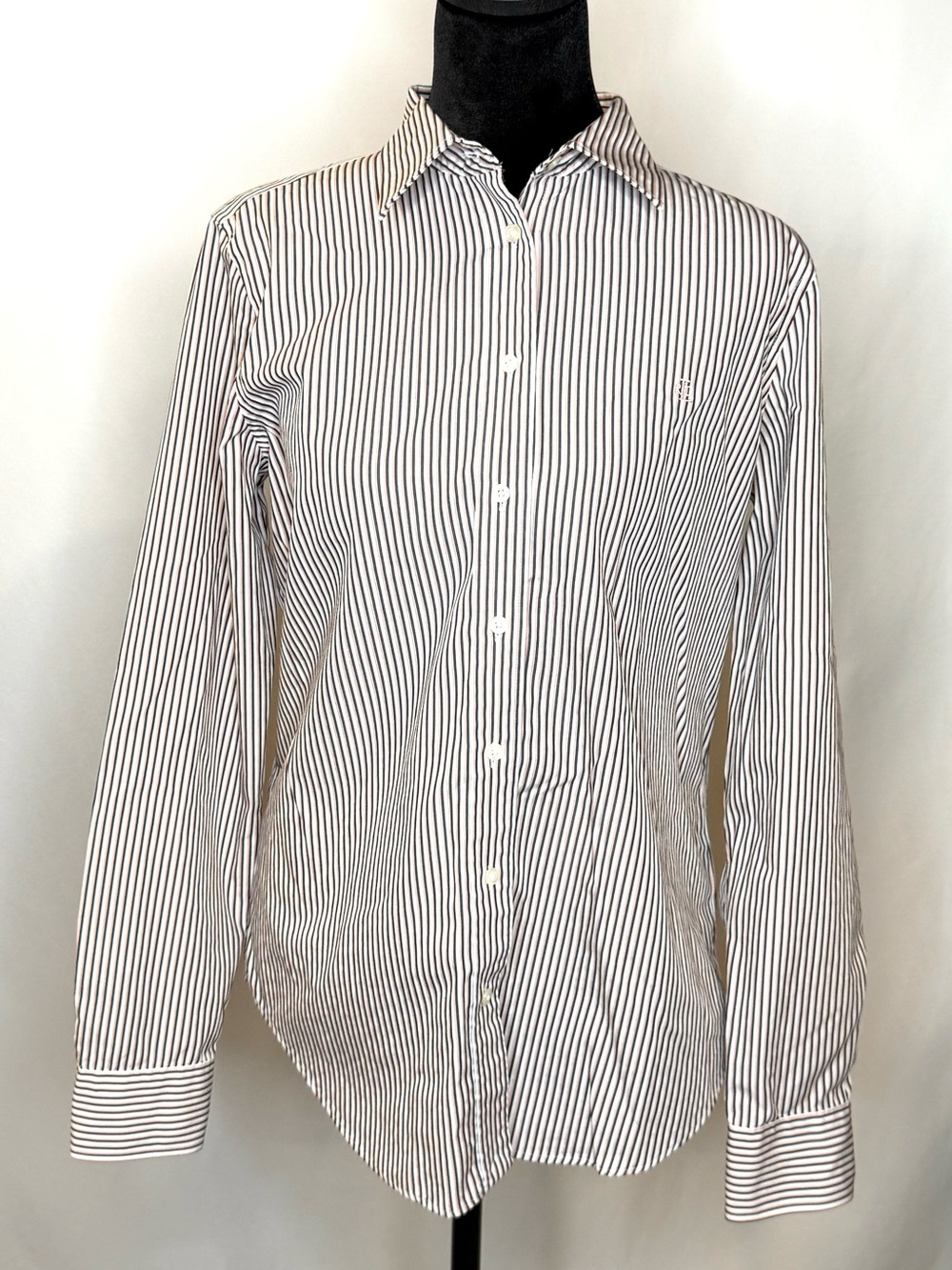 Women’s White Pink Black Non-Iron Button-Up Shirt with Thin Stripes